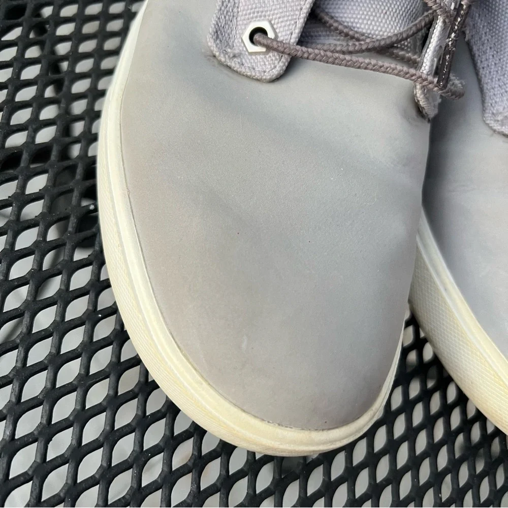 Men’s Timberland Eartkeeper Gray Groveton PlainToe Chukka Sneakers Shoes…